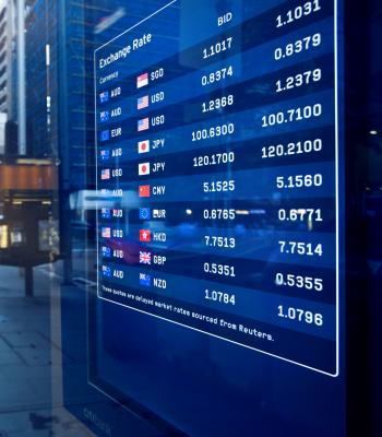 Exchange rate electronic board